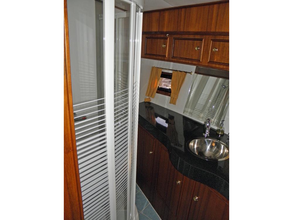 Vorschiff, Innenausstattung